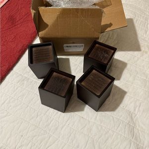 New set of 4 bed risers